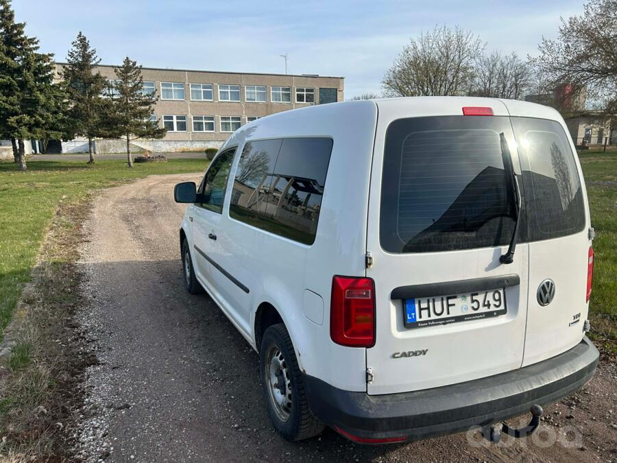 Volkswagen Caddy 4 generation Kombi minivan 4-doors