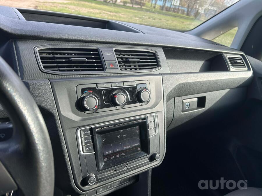 Volkswagen Caddy 4 generation Kombi minivan 4-doors