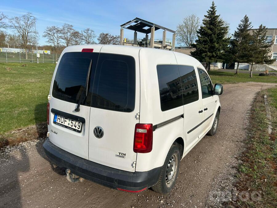 Volkswagen Caddy 4 generation Kombi minivan 4-doors