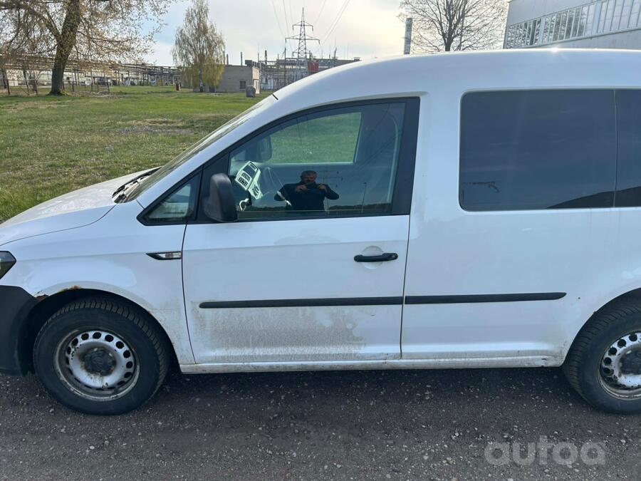 Volkswagen Caddy 4 generation Kombi minivan 4-doors