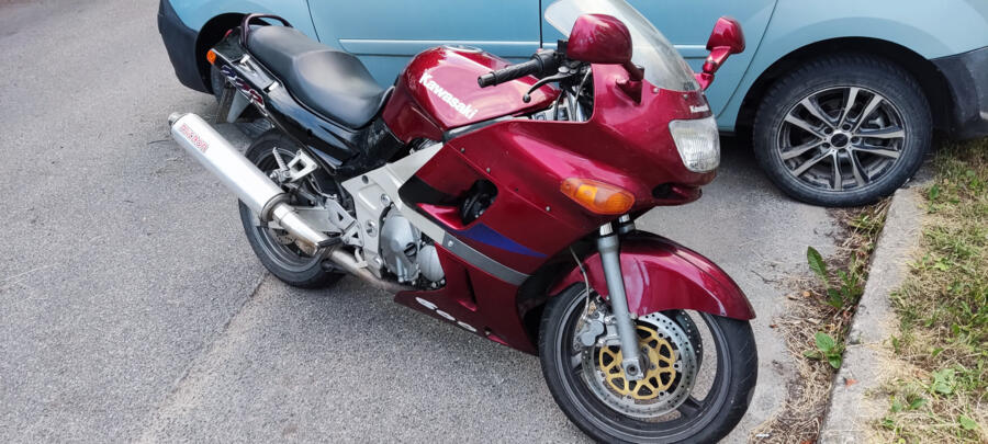 Kawasaki ZZR