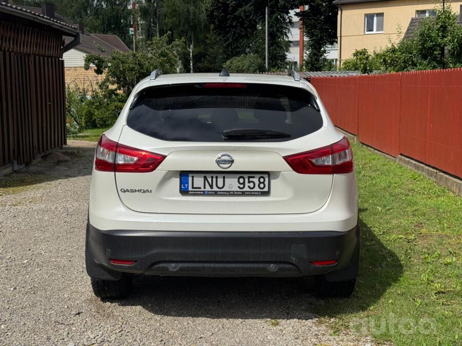 Nissan Qashqai 2 generation Crossover