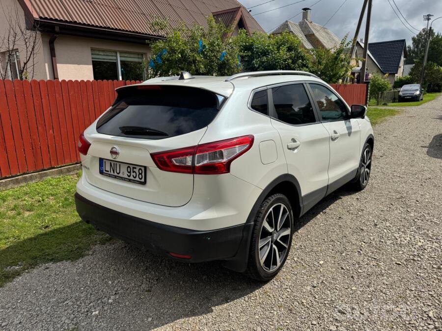 Nissan Qashqai 2 generation Crossover