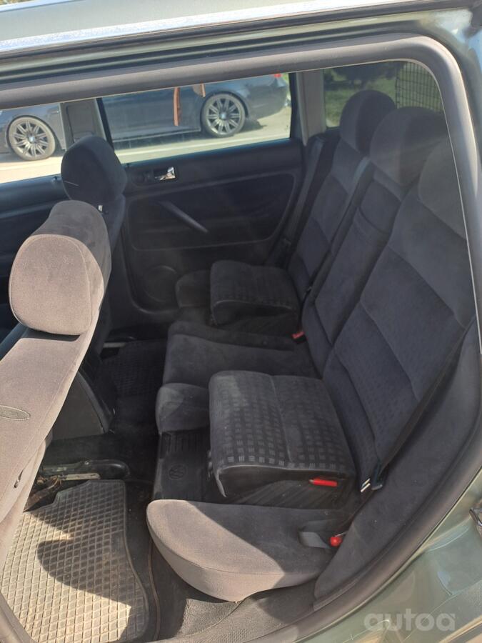Volkswagen Passat B5.5 [restyling] wagon