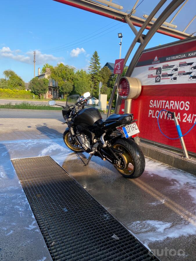 Yamaha FZ