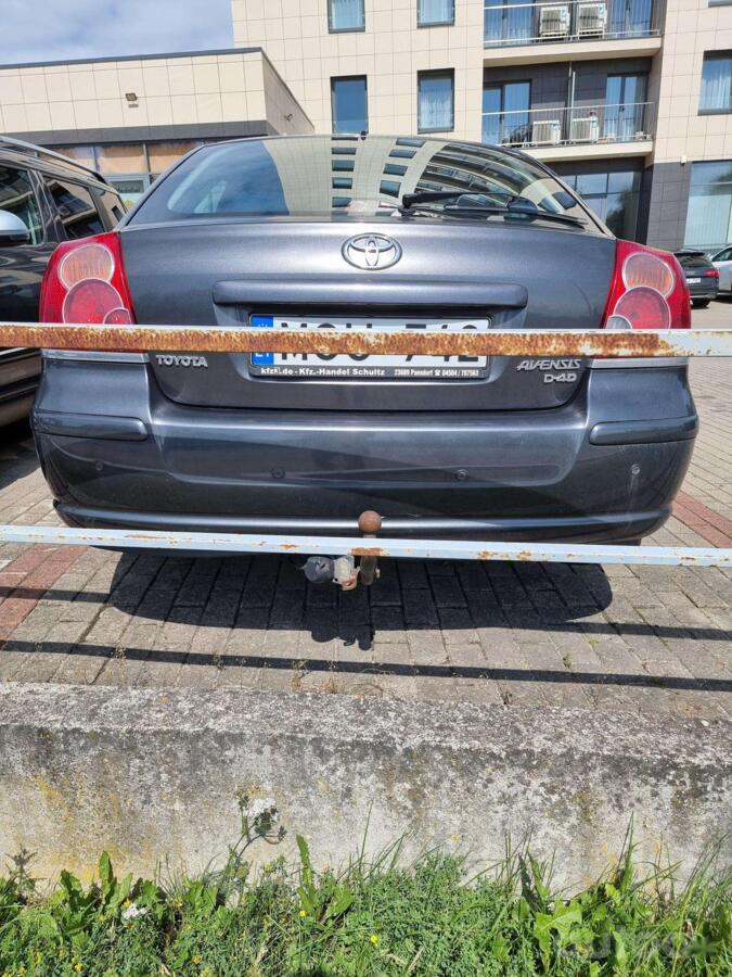 Toyota Avensis 2 generation [restyling] Sedan