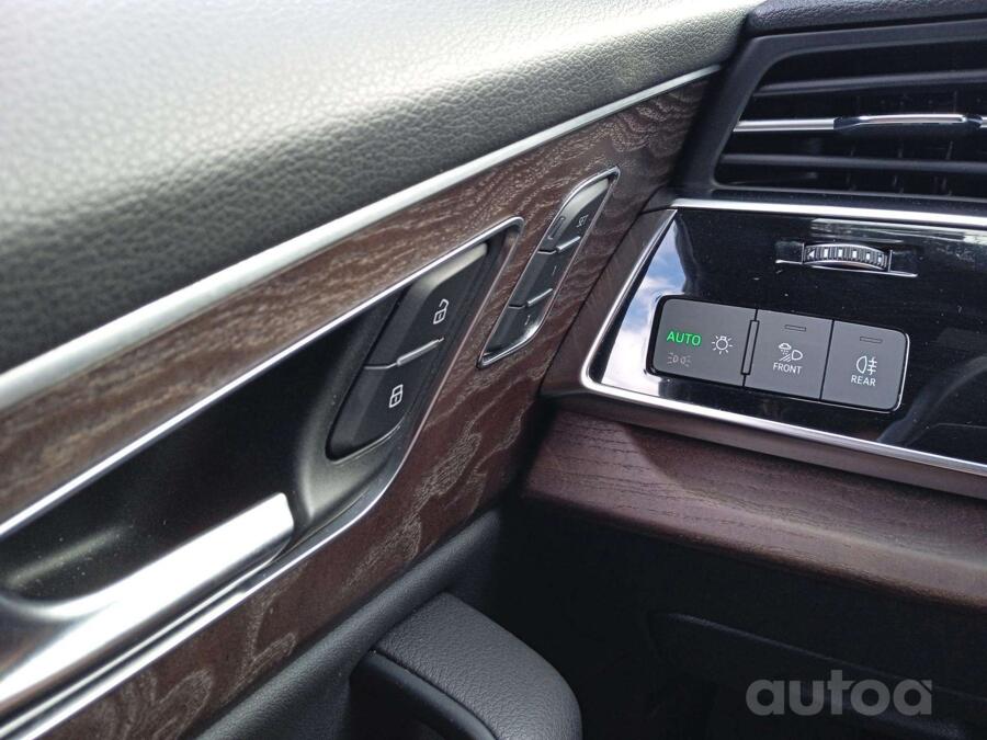 Audi Q8 1 generation Crossover