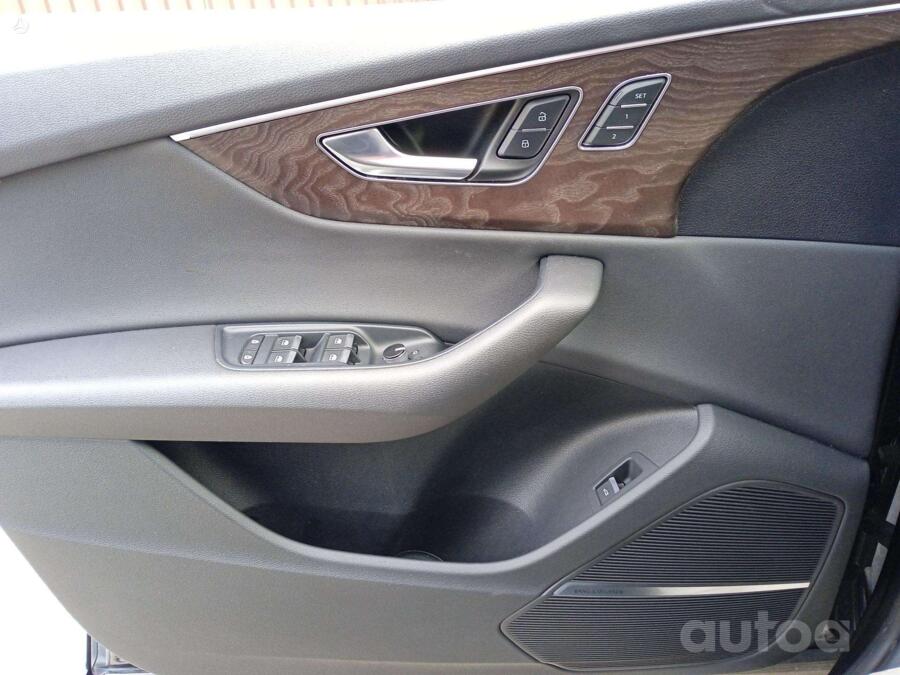 Audi Q8 1 generation Crossover
