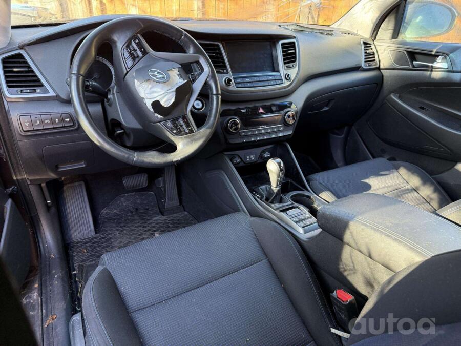 Hyundai Tucson 3 generation Crossover