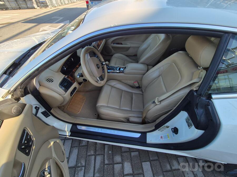 Jaguar XK X150 Coupe