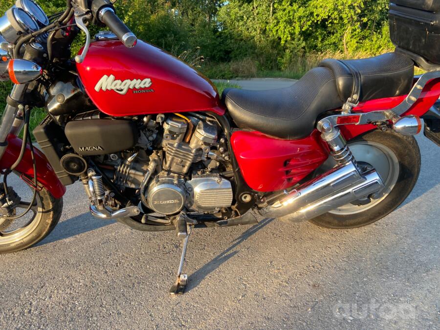 Honda VF