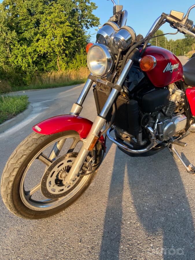 Honda VF