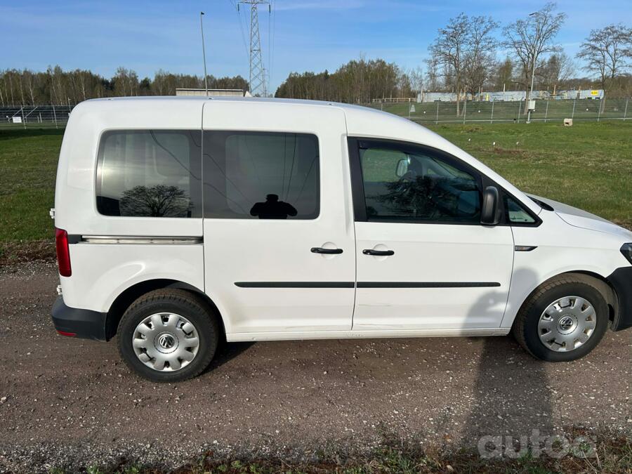 Volkswagen Caddy 4 generation Kombi minivan 4-doors