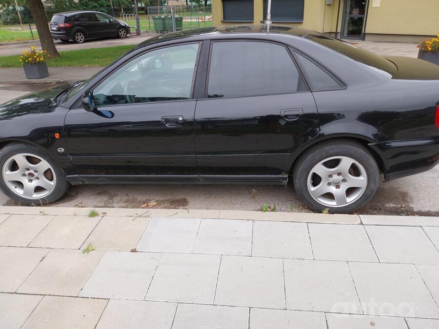 Audi A4 B5 Sedan