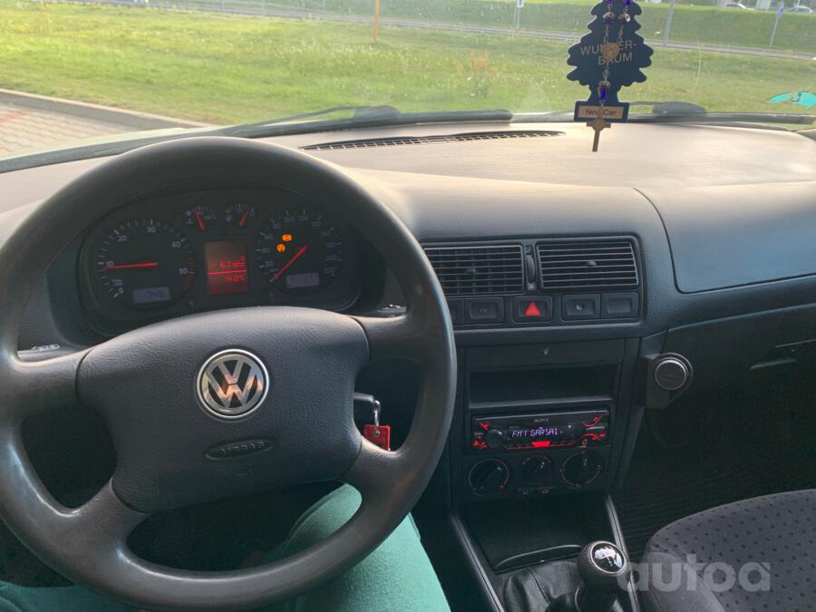 Volkswagen Golf 4 generation wagon