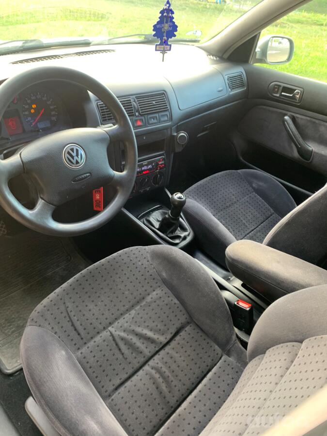 Volkswagen Golf 4 generation wagon
