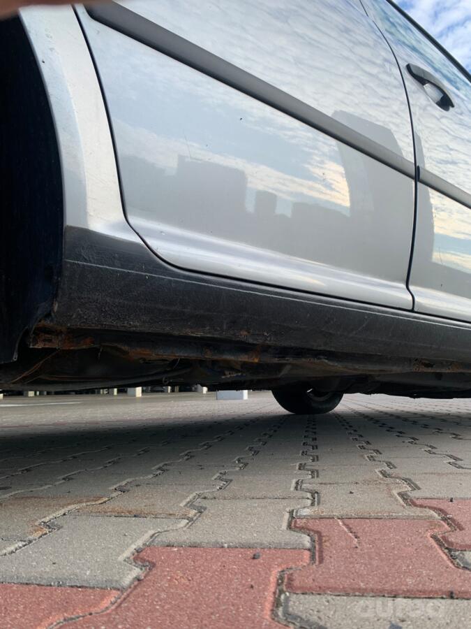 Volkswagen Golf 4 generation wagon