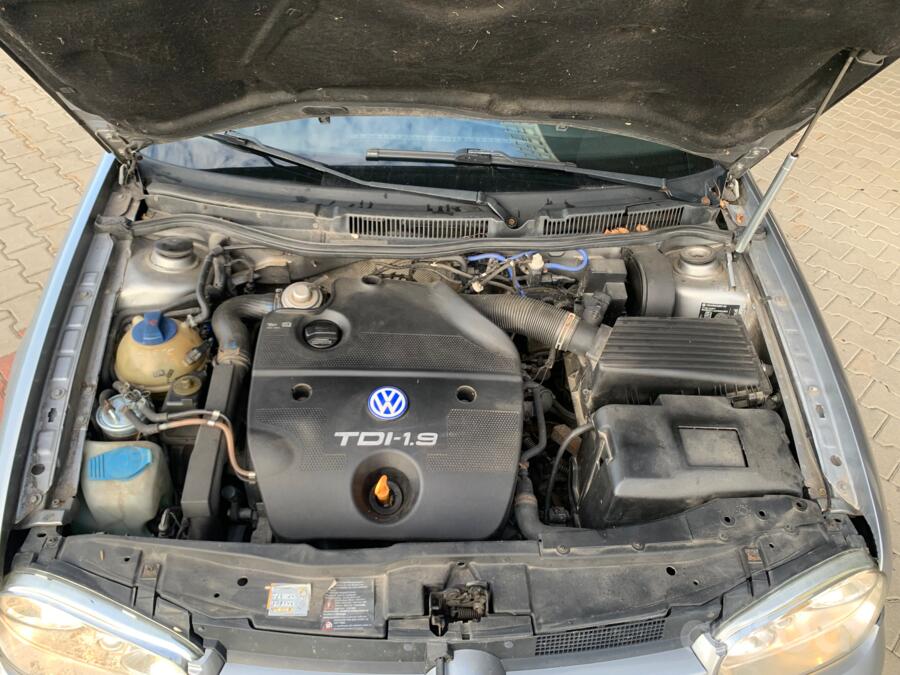 Volkswagen Golf 4 generation wagon