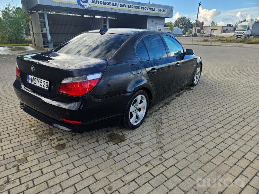 BMW 5 Series E60/E61 Sedan