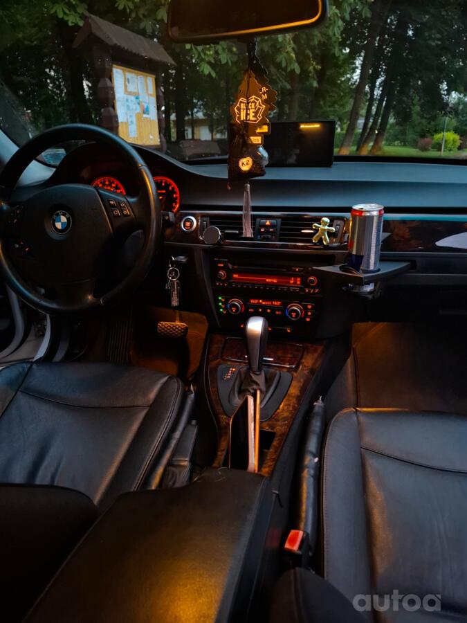 BMW 3 Series E90/E91/E92/E93 Sedan