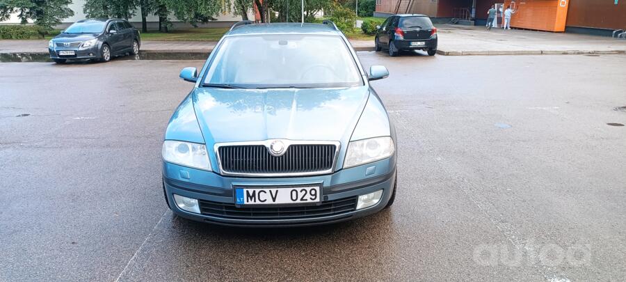 Skoda Octavia 2 generation Combi wagon 5-doors
