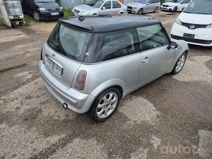 Mini Cooper R50 Hatchback