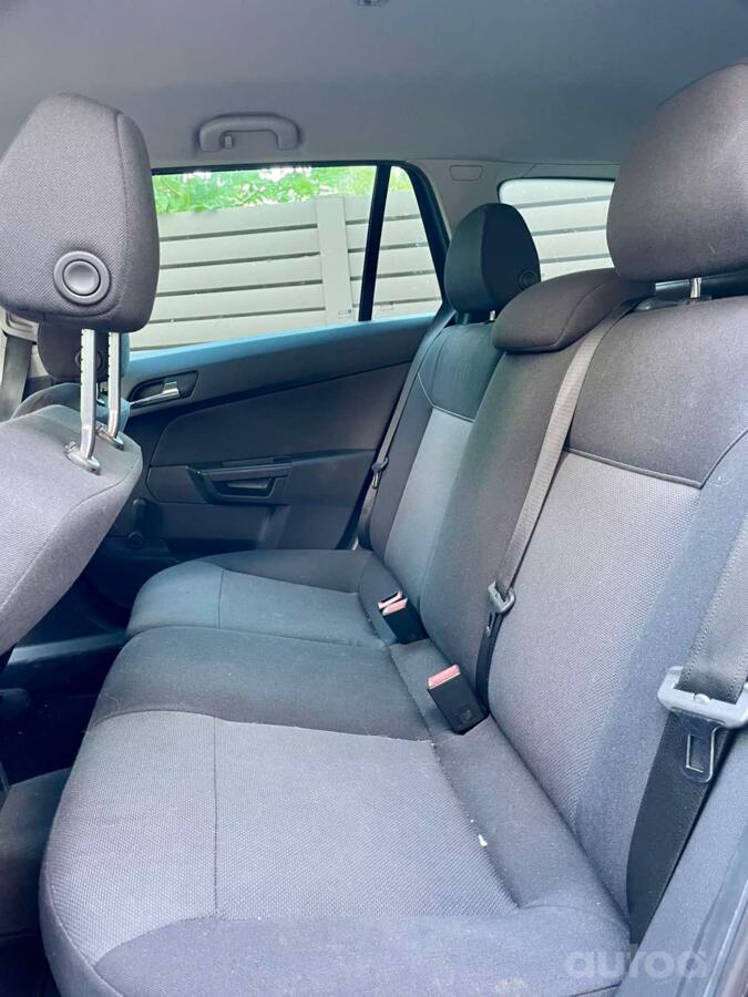 Opel Astra H [restyling]