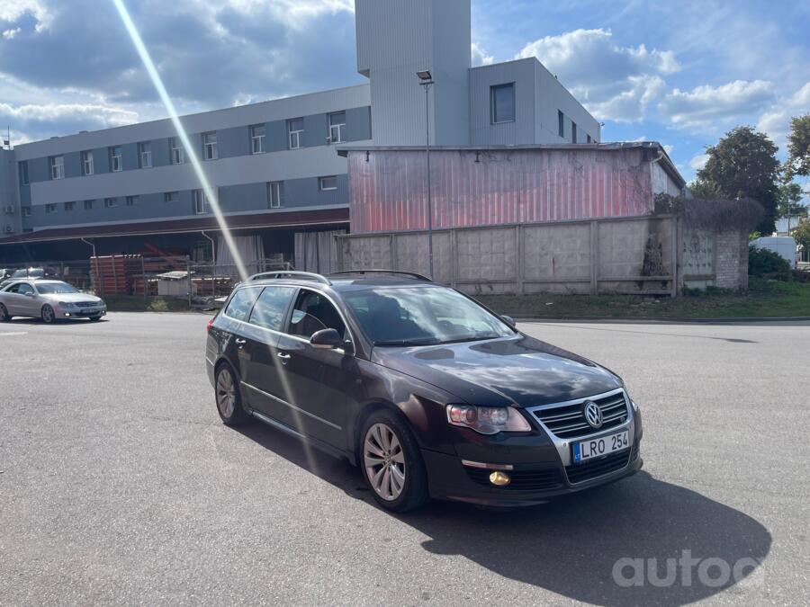 Volkswagen Passat B6 wagon 5-doors