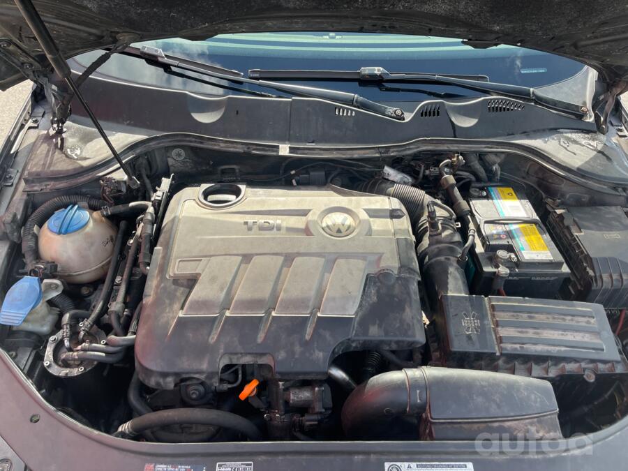 Volkswagen Passat B6 wagon 5-doors