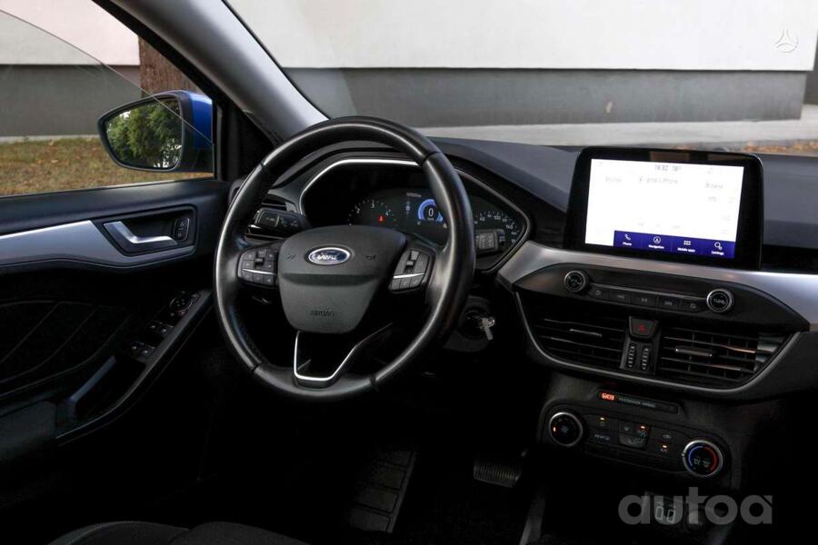 Ford Focus 4 generation Hatchback