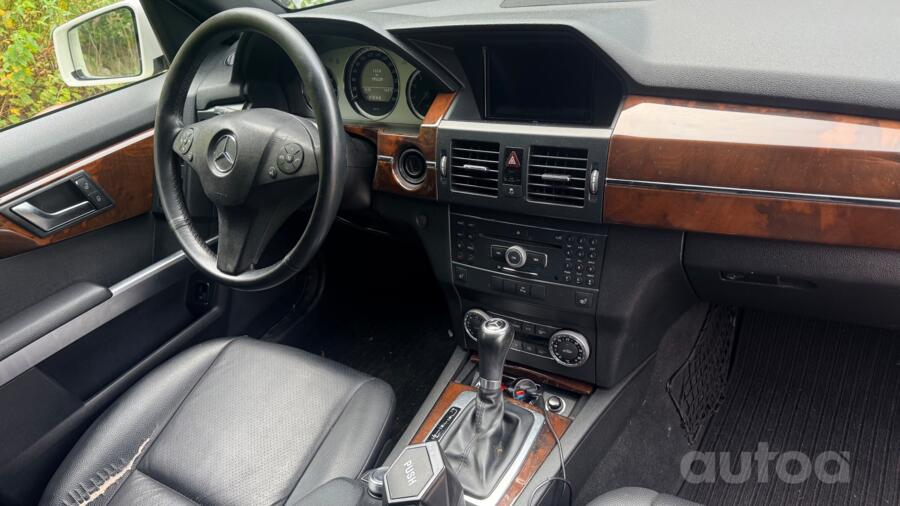 Mercedes-Benz GLK350