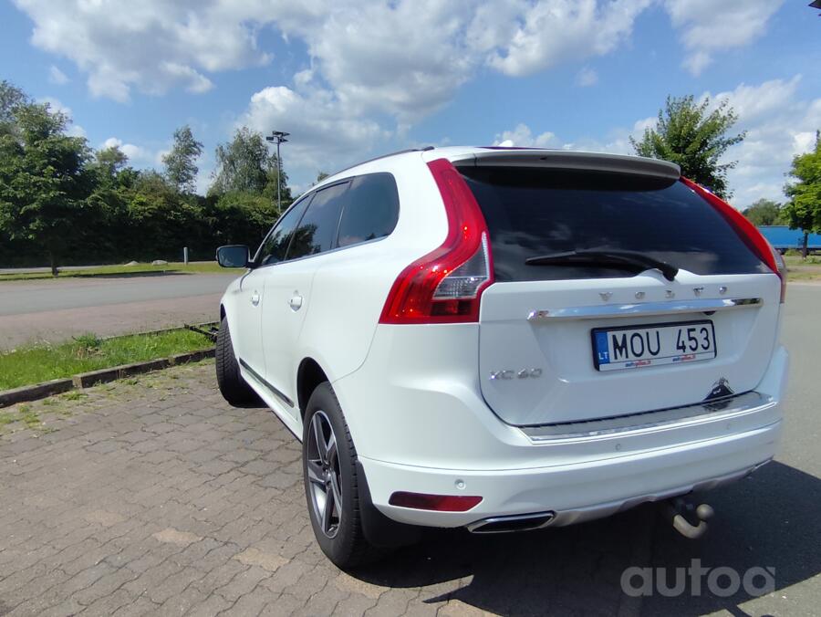 Volvo XC60 1 generation [restyling] Crossover