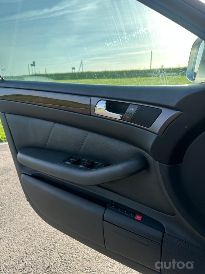 Audi A6 4B/C5 [restyling] Sedan