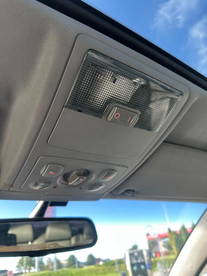 Audi A6 4B/C5 [restyling] Sedan