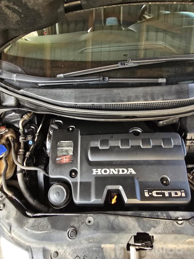 Honda Civic 8 generation Hatchback 5-doors