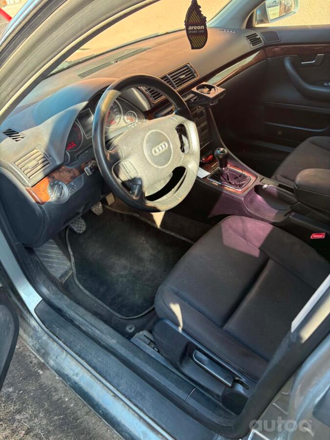 Audi A4 B6 Avant wagon 5-doors