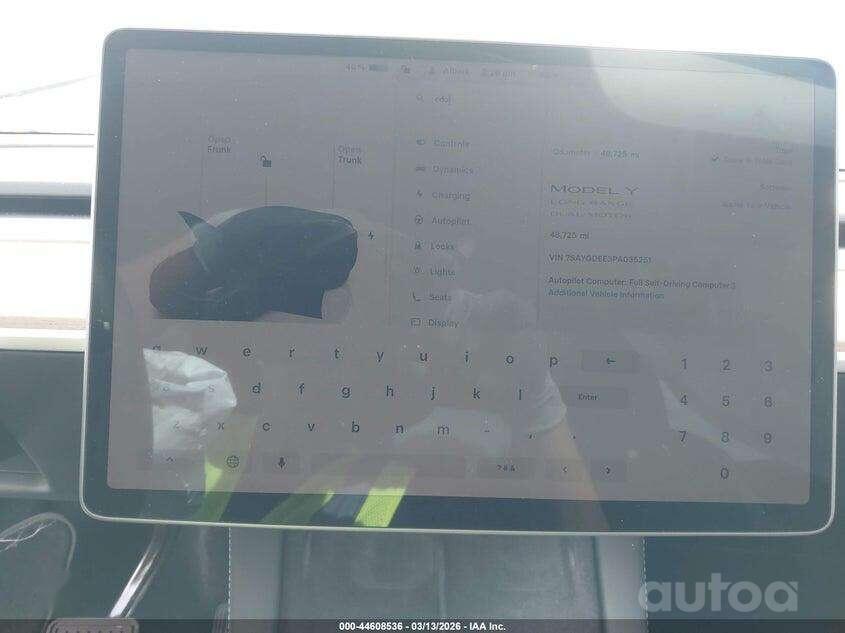 Tesla Model Y 1 generation Crossover