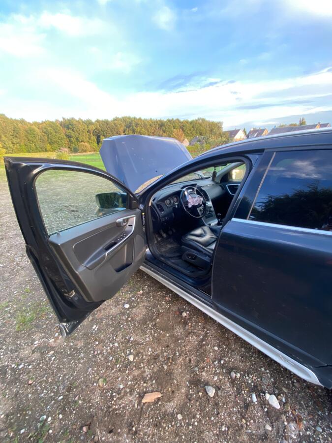 Volvo XC60 1 generation Crossover