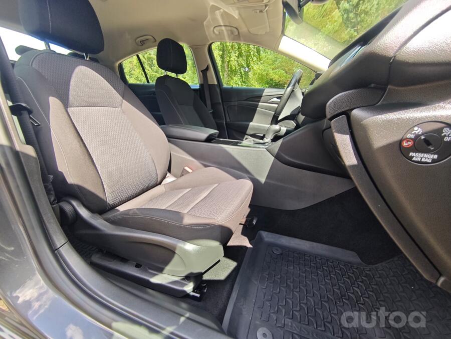 Opel Insignia 2021