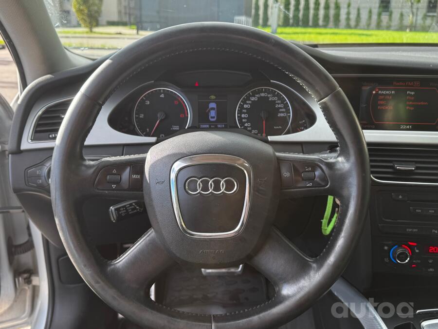 Audi A4 B8/8K Sedan 4-doors