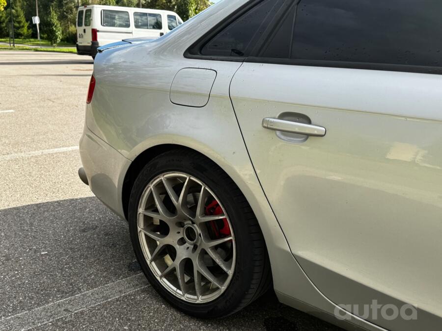 Audi A4 B8/8K Sedan 4-doors