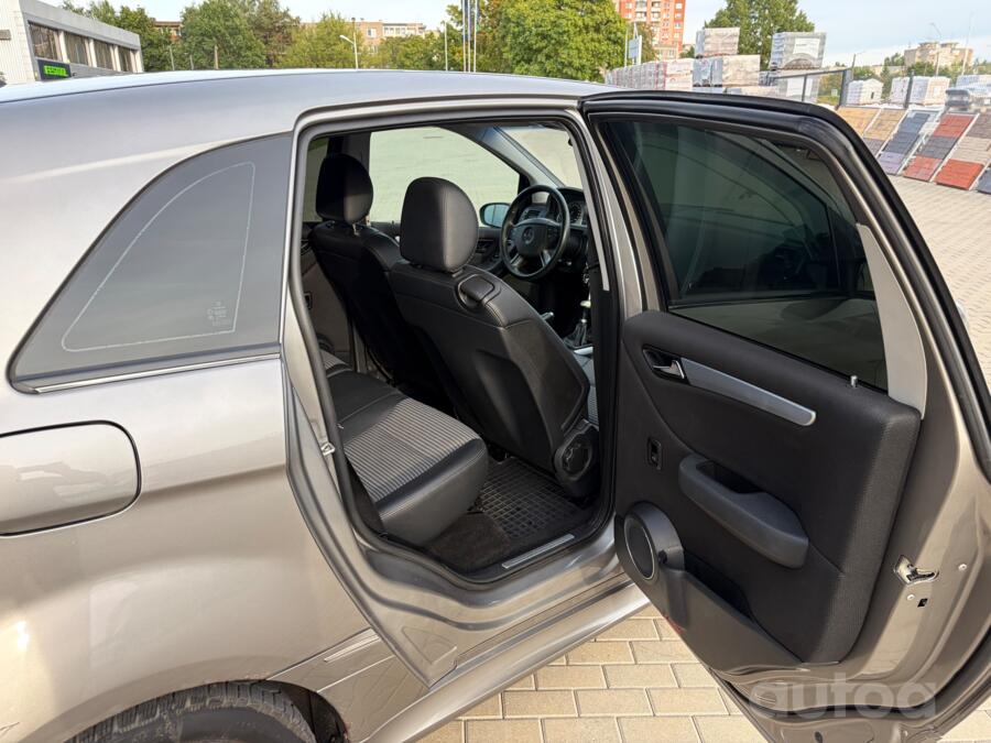 Mercedes-Benz B-Class W245 Hatchback