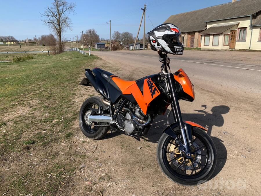 KTM Duke