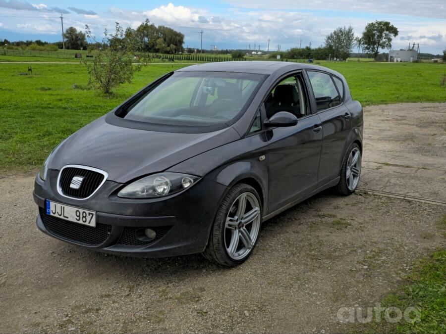 SEAT Toledo 3 generation Hatchback