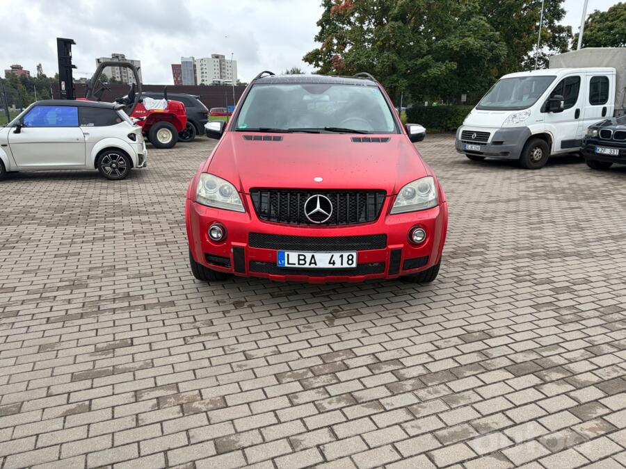 Mercedes-Benz M-Class W164 Crossover 5-doors