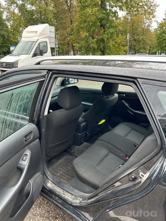 Toyota Avensis 2 generation wagon