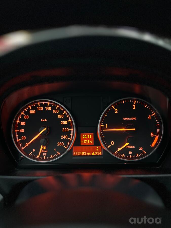 BMW 320 2013
