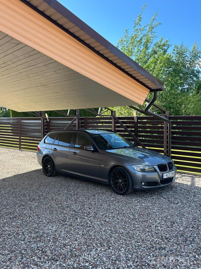 BMW 320 2013