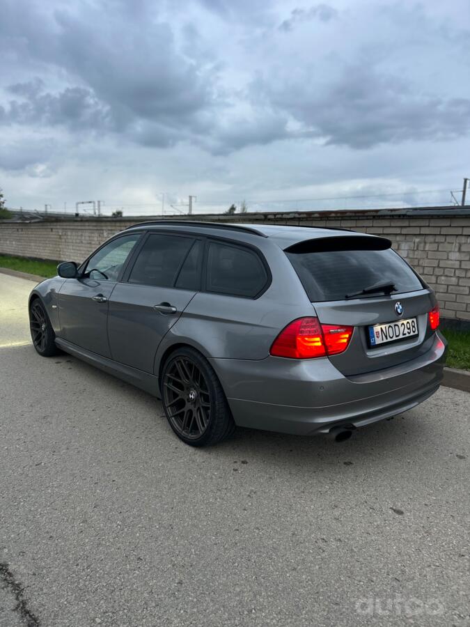 BMW 320 2013