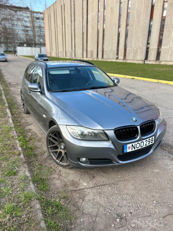 BMW 320 2013